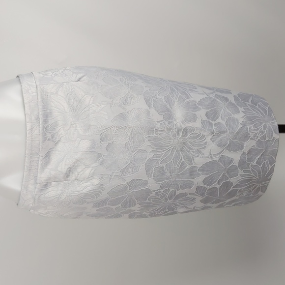 Liz Jordan Women's Skirt Size 12 Silver Embroidered Floral Pencil Lined Zip NEW - Picture 2 of 15